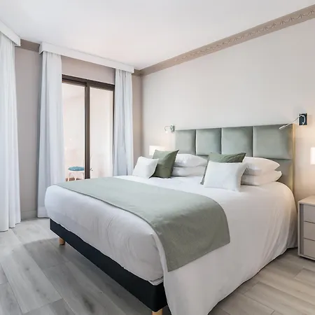 Ξενοδοχείο Boutique B51 4*