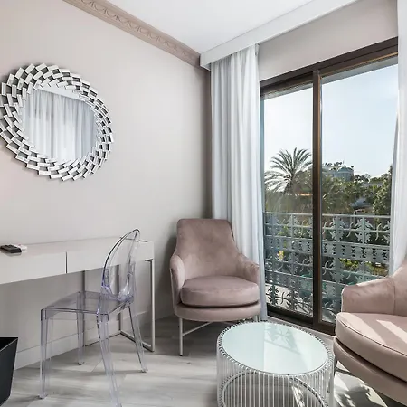 Boutique B51 4* Μαρμπέλλα