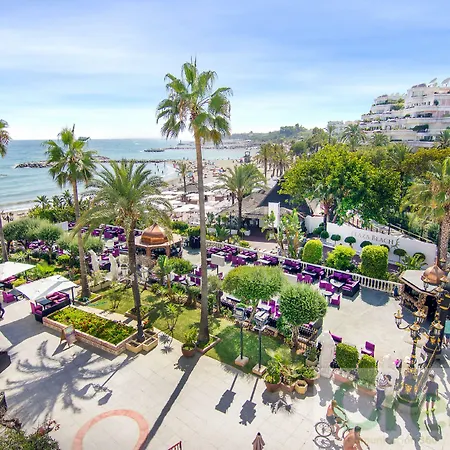 Boutique B51 Hotell 4*